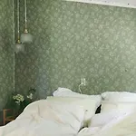 Σπίτι διακοπών Victorian Summer House On Beautiful Natural Plot *