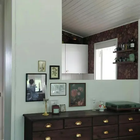 Victorian Summer House On Beautiful Natural Plot Rønde