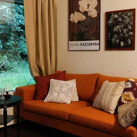 Victorian Summer House On Beautiful Natural Plot Prázdninový dům *