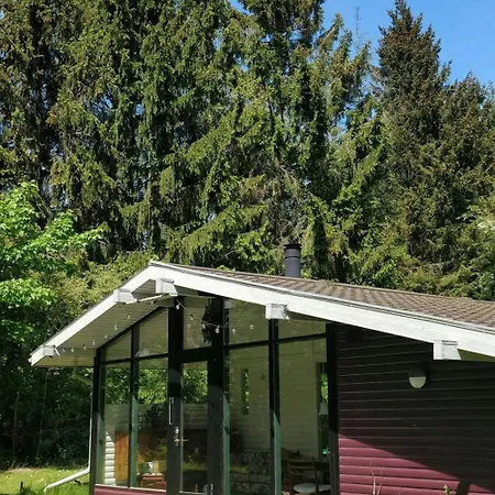 Victorian Summer House On Beautiful Natural Plot 펜션 *