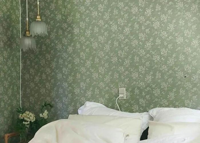 Casa de Férias Victorian Summer House On Beautiful Natural Plot *