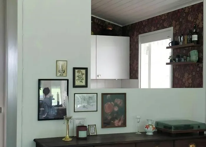 Victorian Summer House On Beautiful Natural Plot Rønde