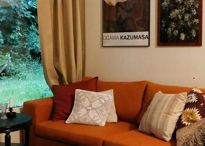 Victorian Summer House On Beautiful Natural Plot 펜션 *