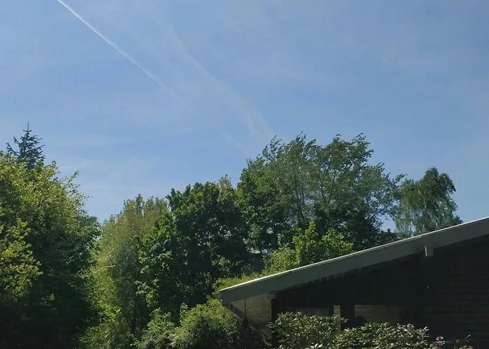 Victorian Summer House On Beautiful Natural Plot * Rønde