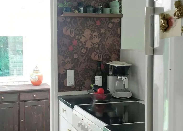 펜션 Victorian Summer House On Beautiful Natural Plot *
